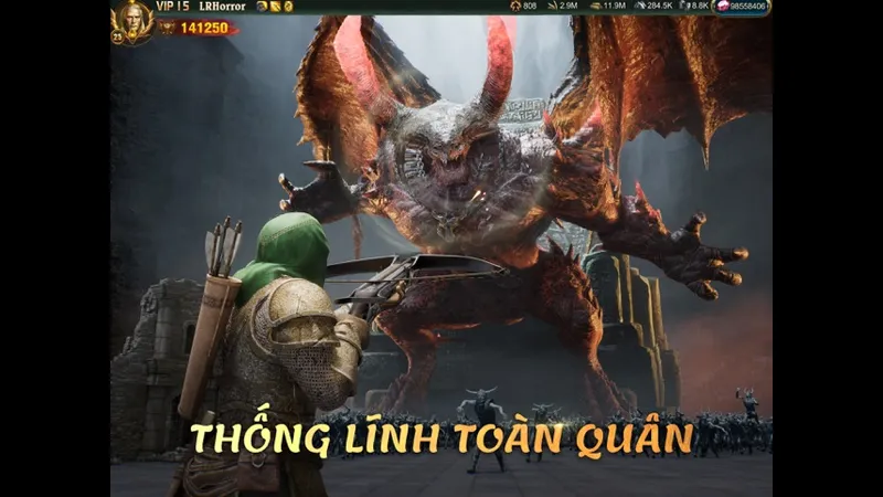 Cầu thủ Ấn Độ chạy nhanh với bóng qua hàng phòng ngự của Singapore