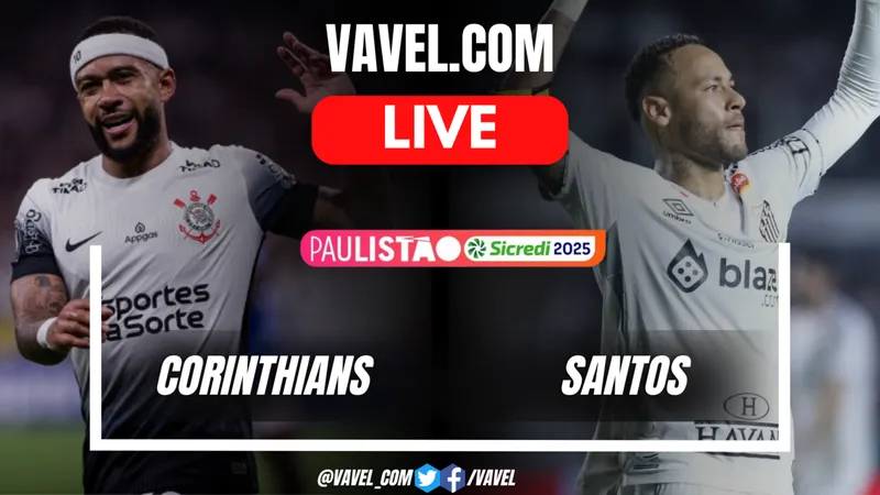 Cầu thủ Santos đi bóng qua cầu thủ Corinthians trên sân cỏ. Cầu thủ Santos đi bóng qua cầu thủ Corinthians trên sân cỏ.