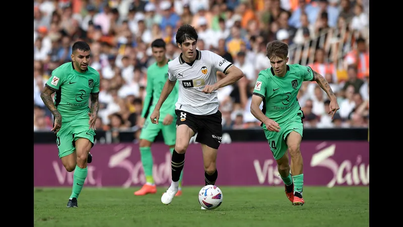 Trận đấu giữa Atletico Madrid và Valencia - "Atletico Madrid" vs